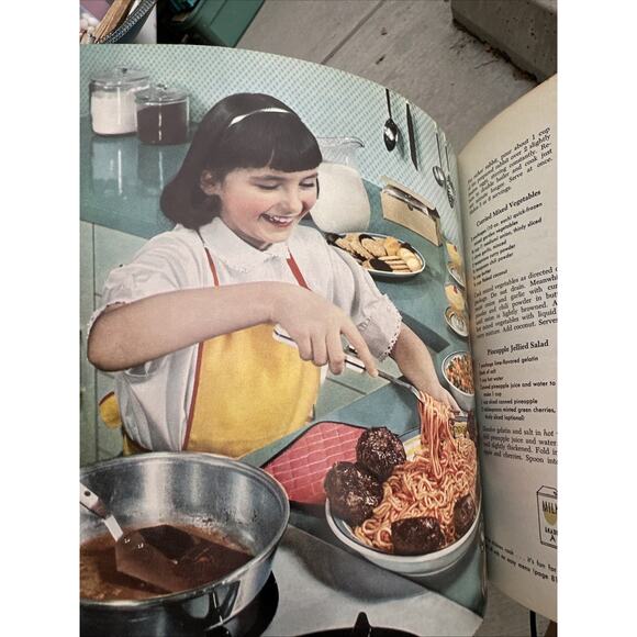 The General Foods Kitchens Cookbook 1959 First Printing/ Hardcover - Picture 7 of 12
